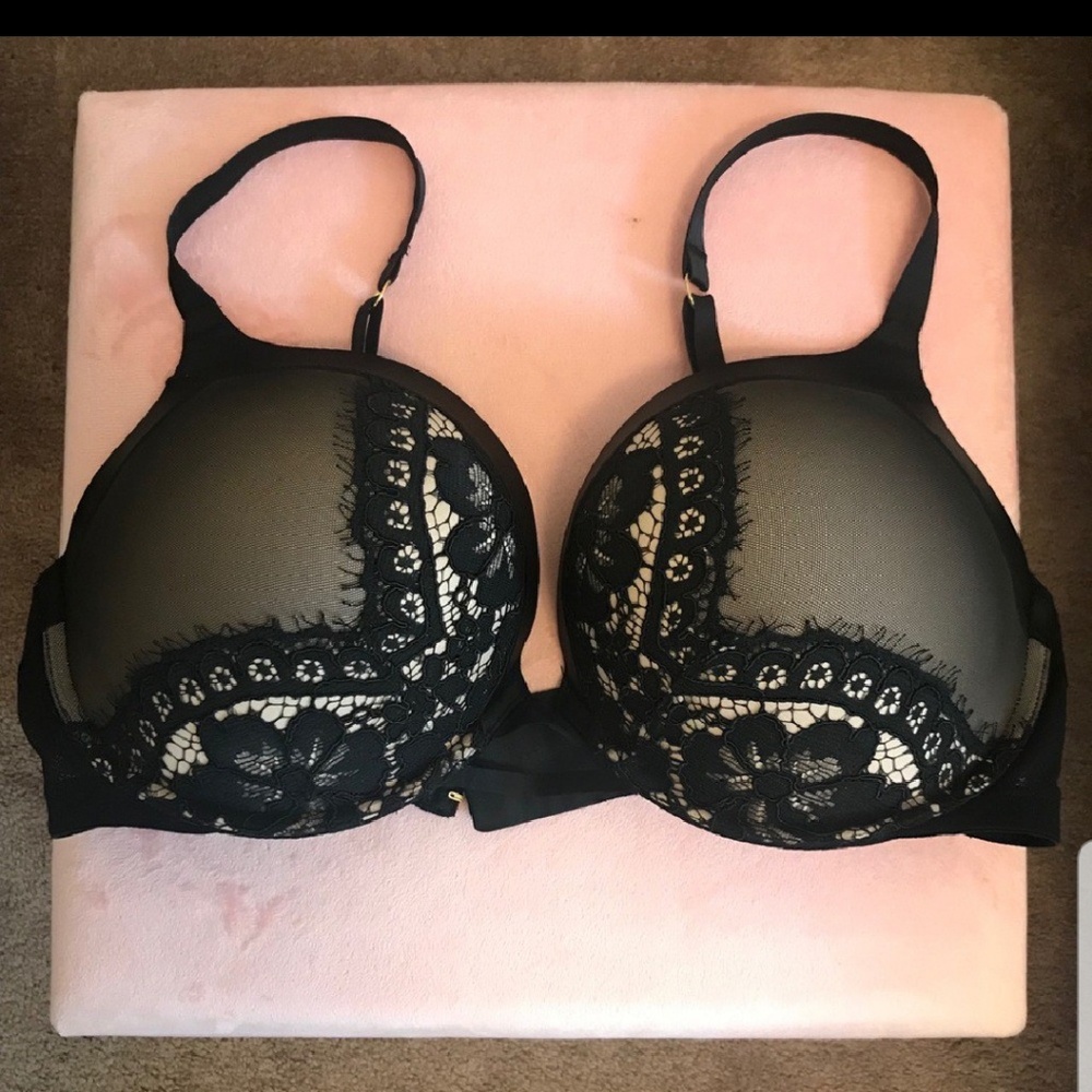 Not for sale! Iso victoria secret bombshell 36DD